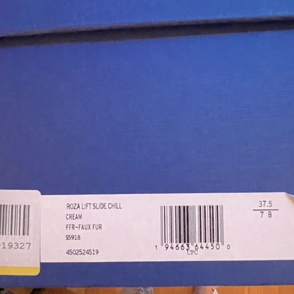 STUART WEITZMAN Roza Lift Chill Faux Fur Platform Slides - Women’s Size 37.5 EU - Picture 9 of 10